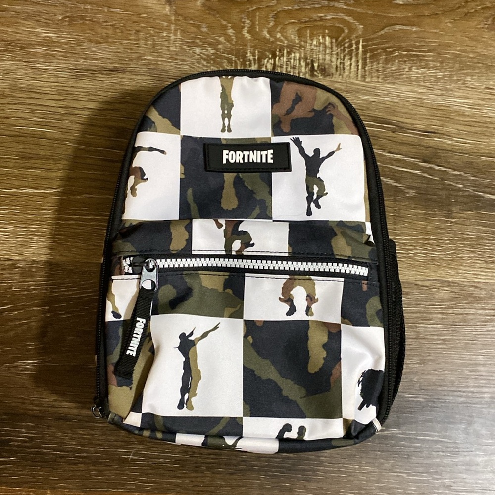 FORTNITE Lunch Box